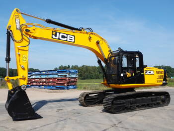 Used heavy machinery JCB 225LC  Excavator
